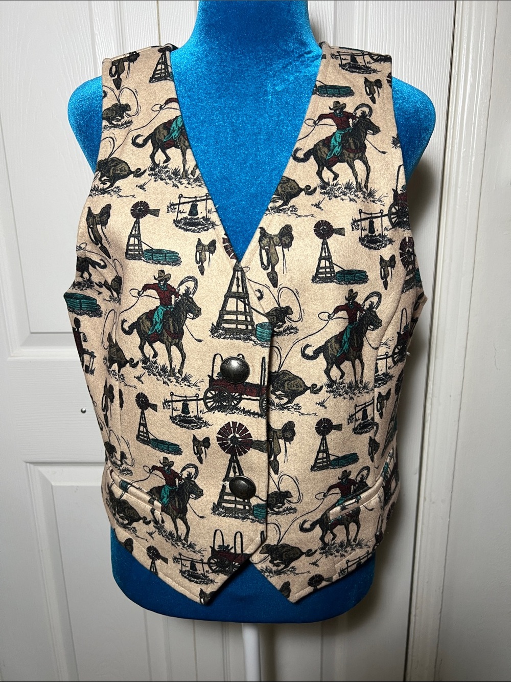 NWT Sterling Kreek Cowboy Vest Women’s Medium